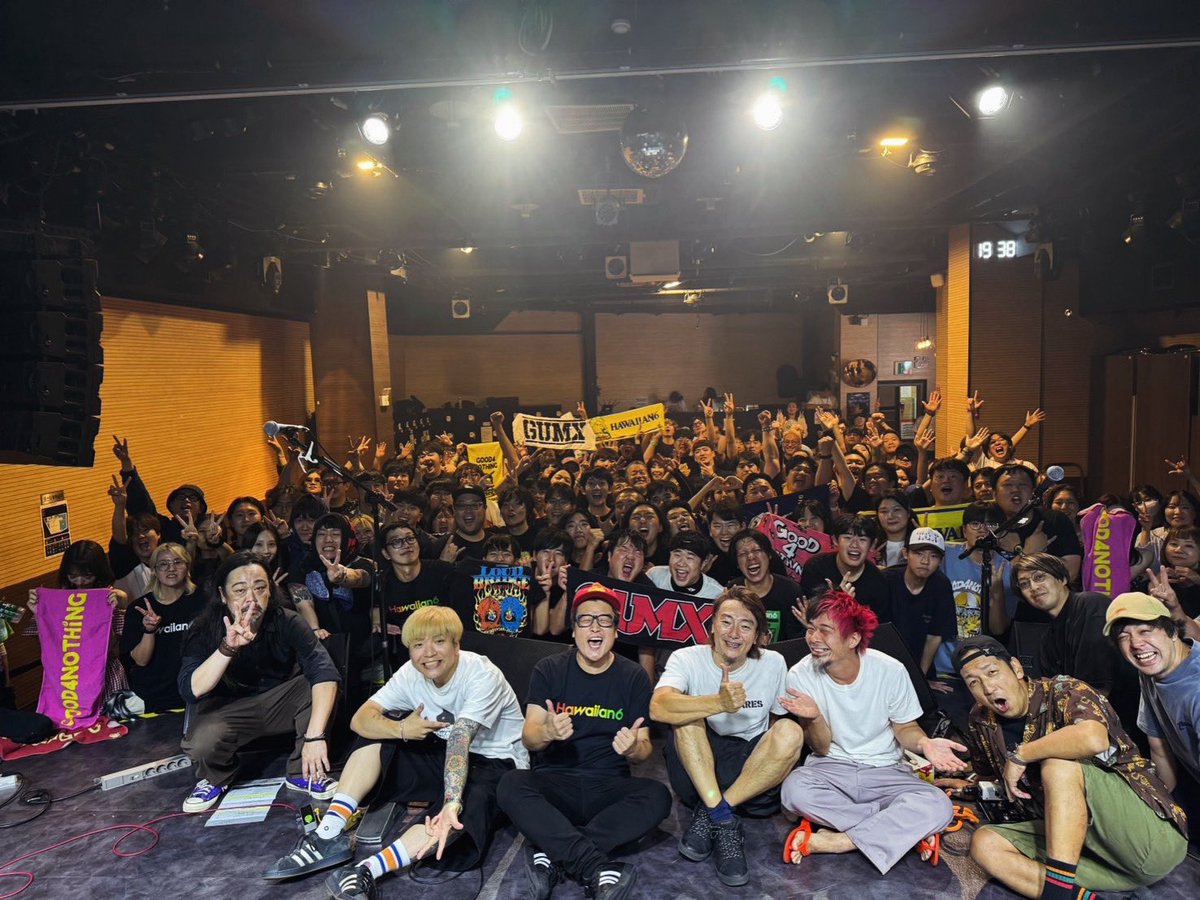 IKKINOTDEAD_JP's tweet photo. 【HAWAIIAN6 】

9/19 (土)
 Korea Seoul ROLLING HALL 

GUMX Presents “LOUD BRIDGE”
⠀-MELODIC PUNK NIGHT 2026-

ありがとうございました。
감사했습니다 🔥

#IKKINOTDEAD
#HAWAIIAN6 https://t.co/eECuSRawr2