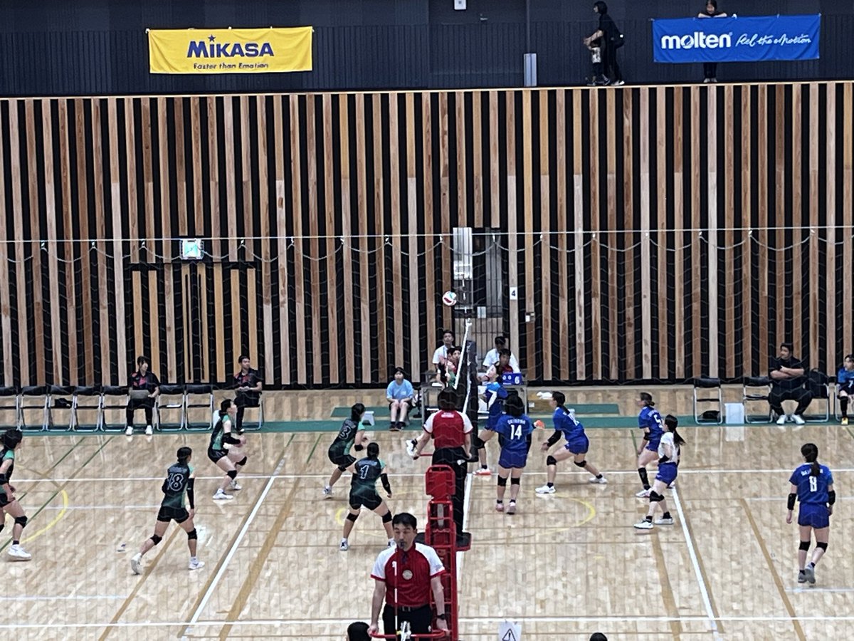 minaseusami's tweet photo. 皇后杯九州予選
Bブロック観戦試合結果@延岡
#福岡教育大学女子バレーボール部 2-0 #鹿児島女子高校バレーボール部
福岡教育大学女子バレーボール部 2-0 #沖縄クラブ
#福岡女学院高校バレーボール部 2-1 福岡教育大学女子バレー部

教育大、2勝するも惜しくも敗退。福女強かった‥！

@utefvolleygirl https://t.co/du69nJTEoq