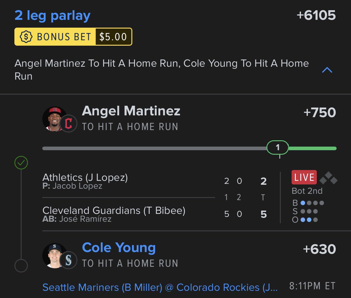 SOPAIDOHTANI's tweet photo. @MLBHR Cole young don’t fail me again 🕯️🕯️ https://t.co/wfGXIy72Pi