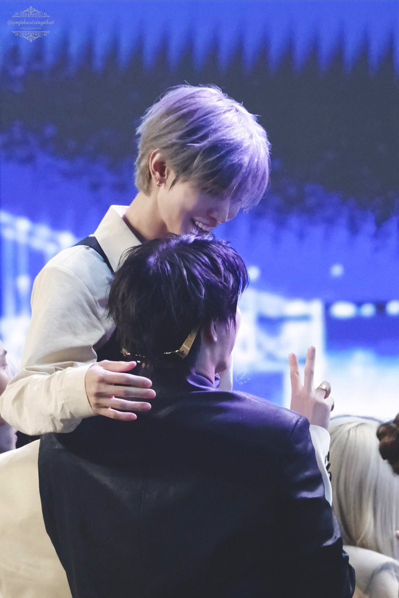 susemi_ming's tweet photo. 아니 이거 웨딩스냅 아니라고?;;;;; https://t.co/bIJ6Ltwxsp