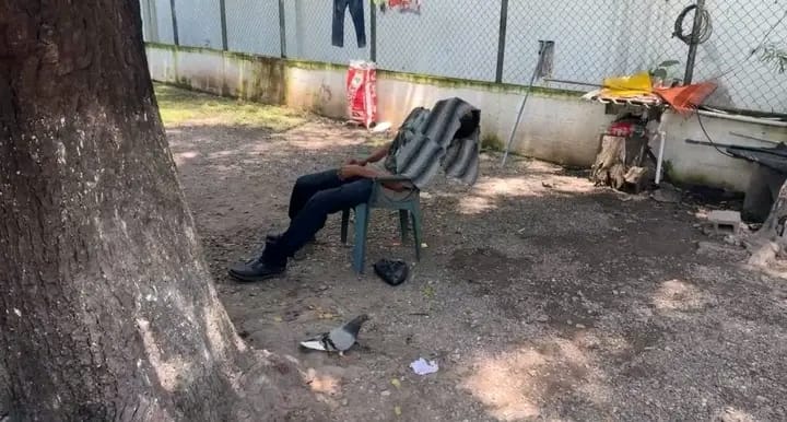 AlsaciasT's tweet photo. 🚨 SUCESOS FALLECE MARCOS SABILLÓN LÓPEZ (49) POR ASFIXIA AL INGERIR ALIMENTOS MIENTRAS TRABAJABA EN RÍO LINDO, SAN FRANCISCO DE YOJOA. FAMILIARES INDICAN QUE PADECÍA ALCOHOLISMO. #SucesosHN https://t.co/8A2Kj4RO8b
