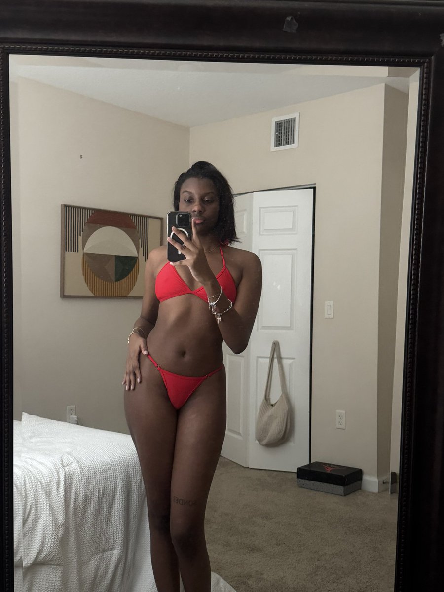 3nemyx3's tweet photo. good ole 5’7 https://t.co/LOhdvbwUYa