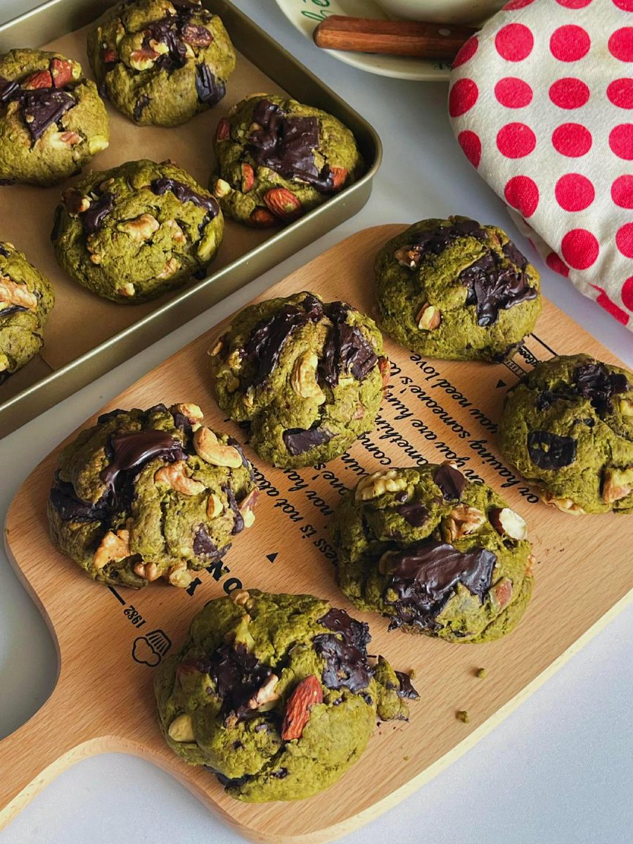 nbotherme's tweet photo. Just grabbed a bag of creamy matcha cookies and shared half with my desk mate—small snacks make big daily vibes better! https://t.co/GGMSVRiehi