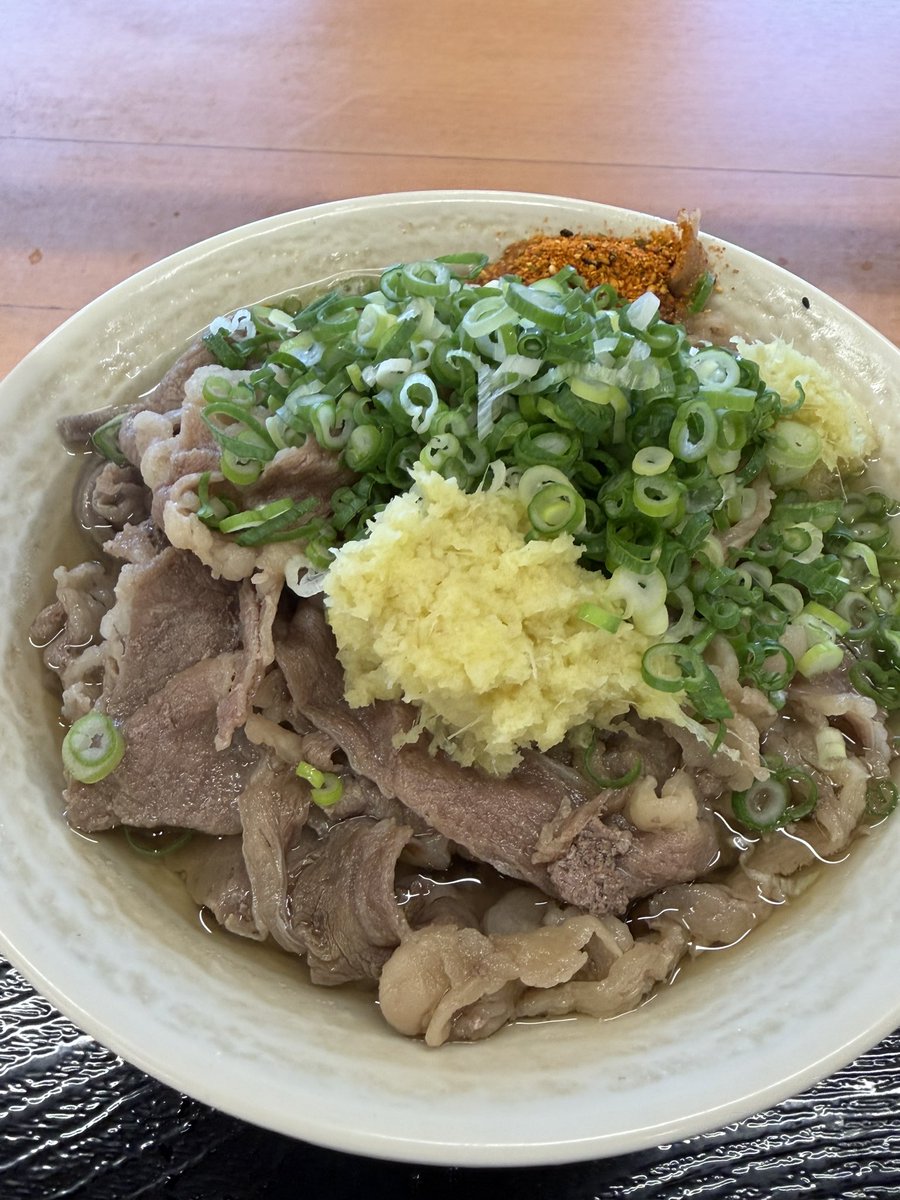 new__oceans's tweet photo. #春日市場
久々の肉そば。
安定の美味しさ。 https://t.co/MnnlMiw8uR