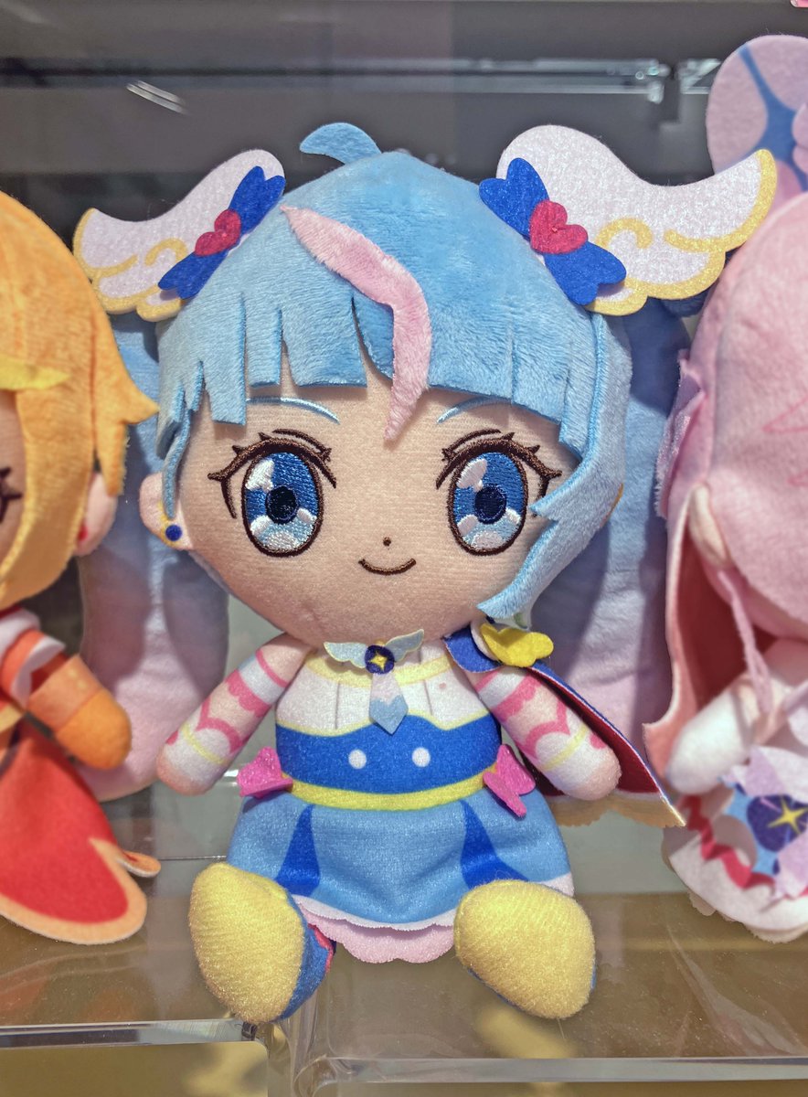TA_museum's tweet photo. 9/20は『ひろがるスカイ！プリキュア』キュアスカイのお誕生日🎂🎉幼いころピンチから救ってくれた憧れの人のようなヒーローになるため、まじめに一生懸命に日々鍛錬中✊ミュージアムやショップではキュアスカイに会えます💙ぜひ探してみてくださいね❣️#ひろプリ #precure https://t.co/pEhuWGPR0p
