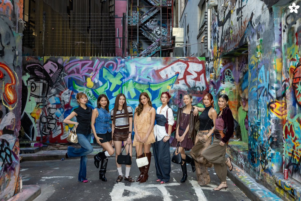BINI_ph's tweet photo. Took a stroll through Hosier Lane and let Melbourne’s street art steal the spotlight. 🎨😍

Detour complete! See you later at the Melbourne Convention and Exhibition Centre! Grab your tickets now! 🎟️
🔗 https://t.co/cwONY7Hb3t 

📸 Angelito Valdez Jr Photography
#BINI #BINI_SIGNALS_WORLDTOUR_2026 #BINI_SIGNALS_MELBOURNE