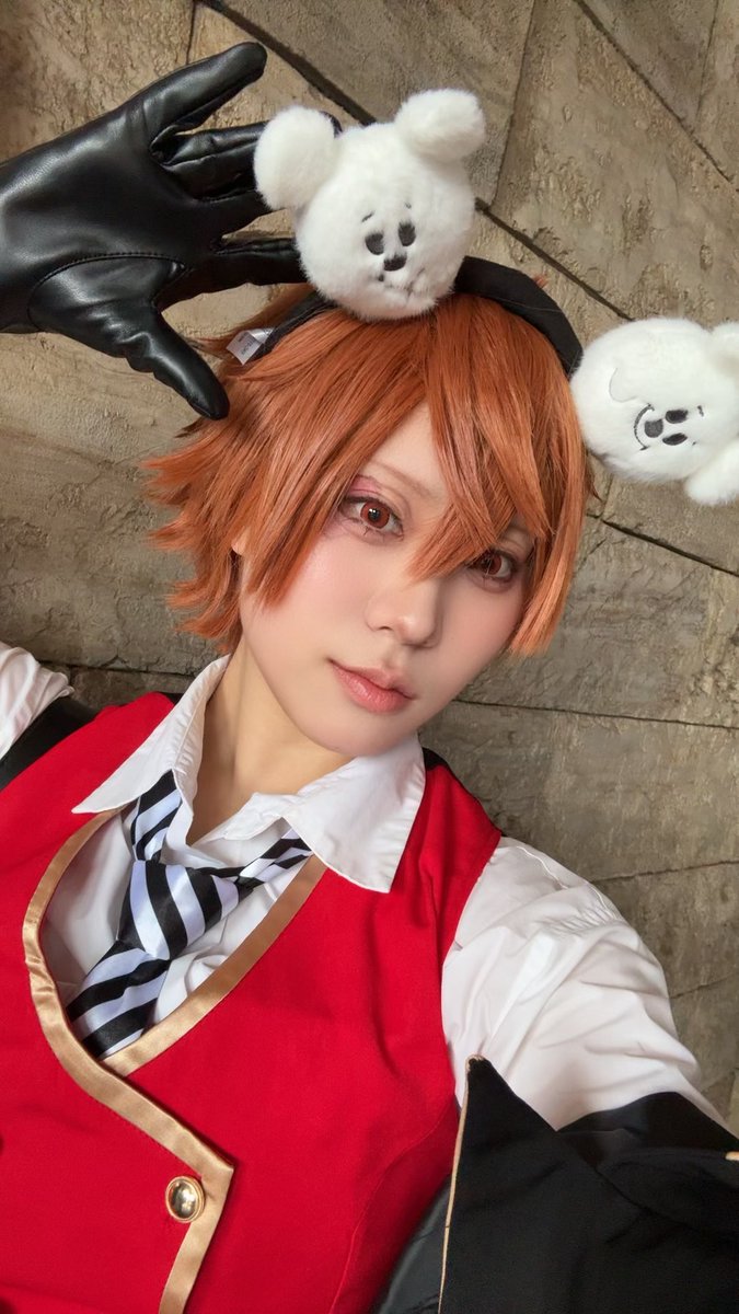 Mochi__cos's tweet photo. 🌊いんー
🌹とオソロカチューシャ
  #Dハロ仮装2026 https://t.co/WGRJIz8JS1