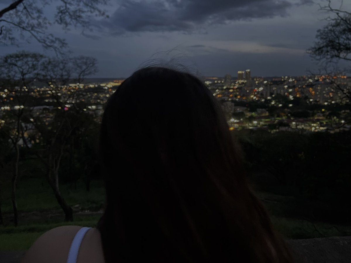 badnickyz's tweet photo. essa vista >> https://t.co/UvOgxcfnXK