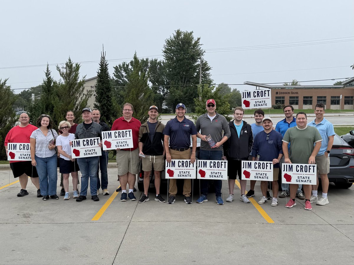 JimCroftWI's tweet photo. Thank you to the volunteers who helped me bring the message of this campaign to voters on Thursday! Our district is ready for a Senator who doesn’t just answer to party bosses, but works across the aisle to lower costs, reduce the tax burden, and makes healthcare more affordable. https://t.co/xi4gf7RarK