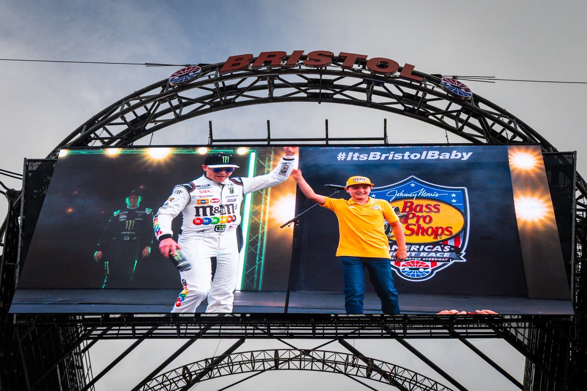 ItsBristolBaby's tweet photo. 💛💛💛 https://t.co/eJFU8PnpNU