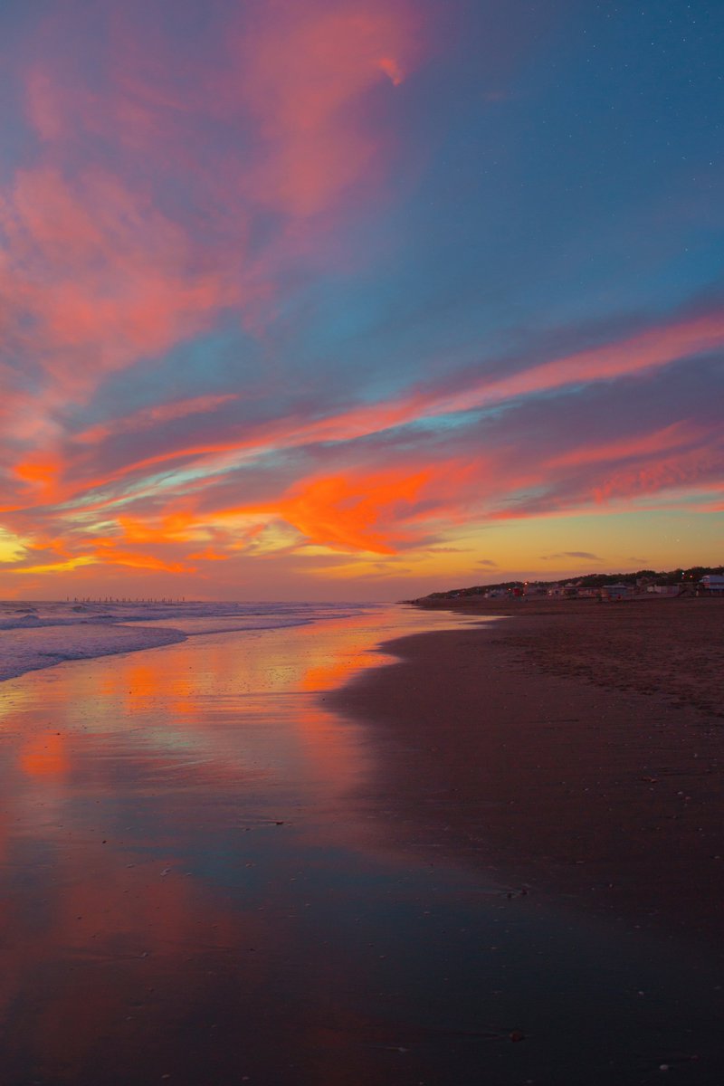 matialonsor's tweet photo. Cuatro fotos que saqué en Monte Hermoso https://t.co/mgIMxApqgt