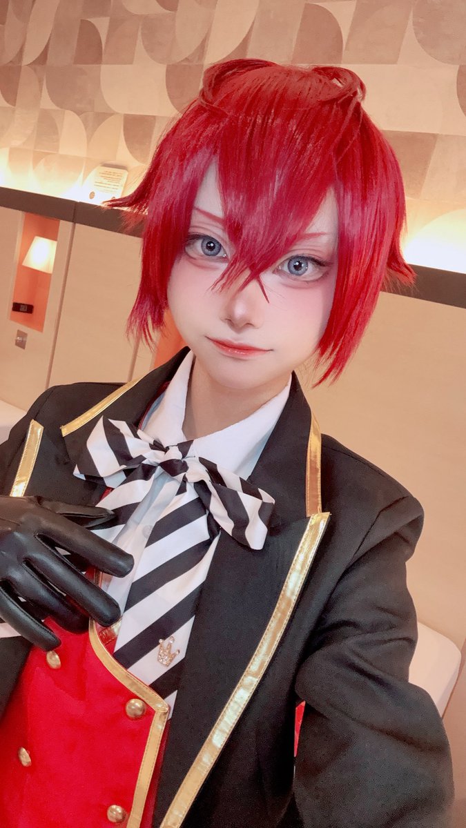 Reiucos2308's tweet photo. 雨降ってるけど楽しみます🌹 https://t.co/zPPsJD9MiP
