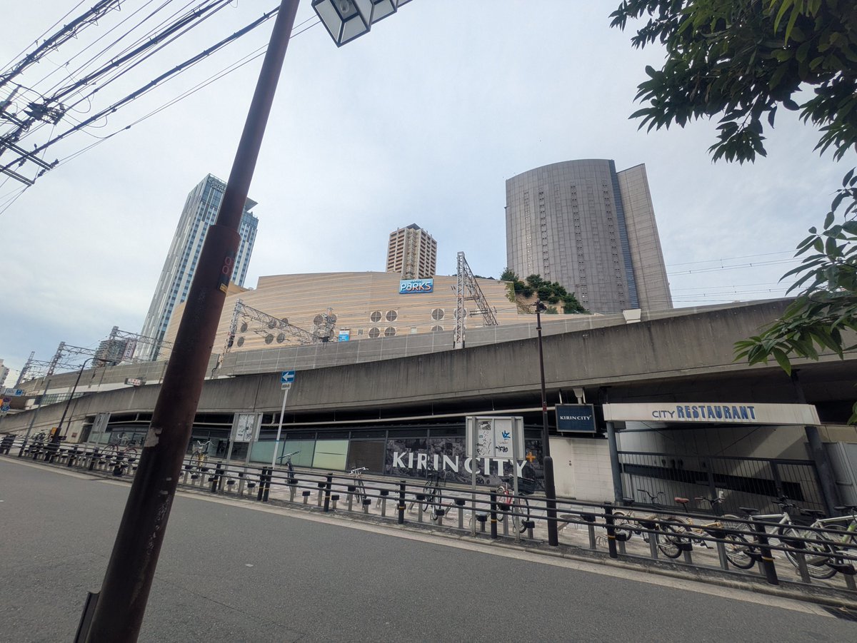 yzf1000rth's tweet photo. 行け！なんばパークス！(レ) https://t.co/uhCZYnh3Cc