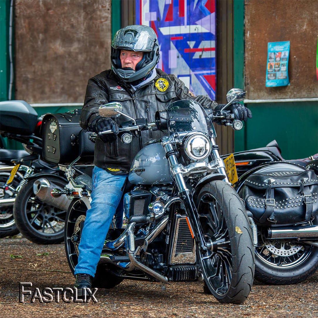ShemikaHeyfik's tweet photo. Harley-Davidson cruiser motorcycle photography and motorcycle life https://t.co/DMCKoPpeCz