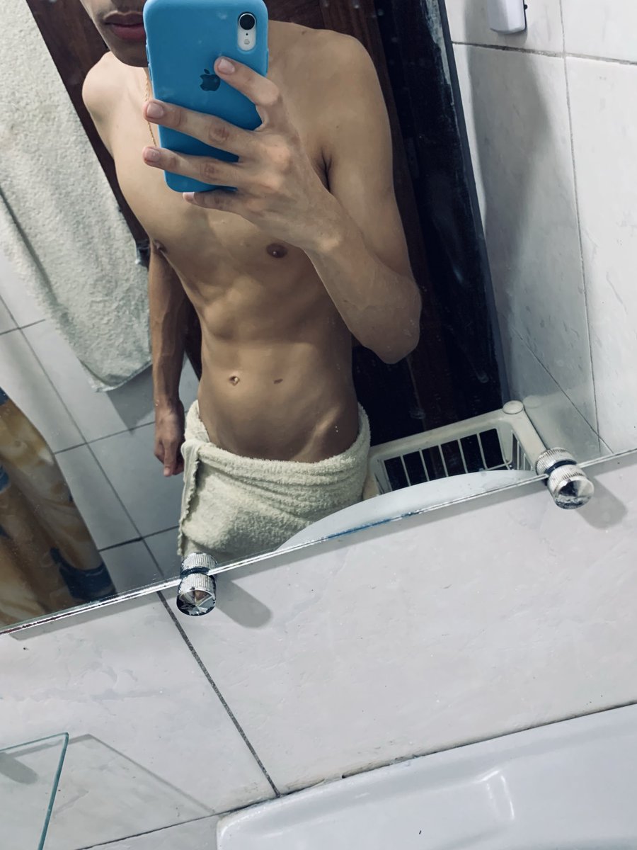 wwendell14's tweet photo. 🛁 https://t.co/NqH6k394qW