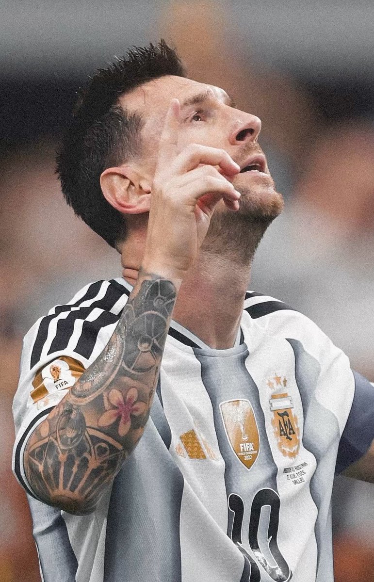 Messias30_'s tweet photo. El GOLEADOR de las +400 asistencias.

El ASISTIDOR de los +900 goles. https://t.co/bvGDdLj2NQ