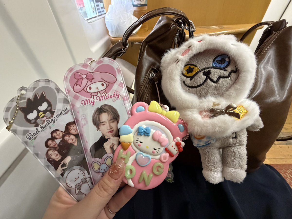 eh_pii_'s tweet photo. Let's 大阪 ~ 🚄🐺

#LYKNDuskAndDawnxOsaka
#LYKN https://t.co/YL651gLfFu