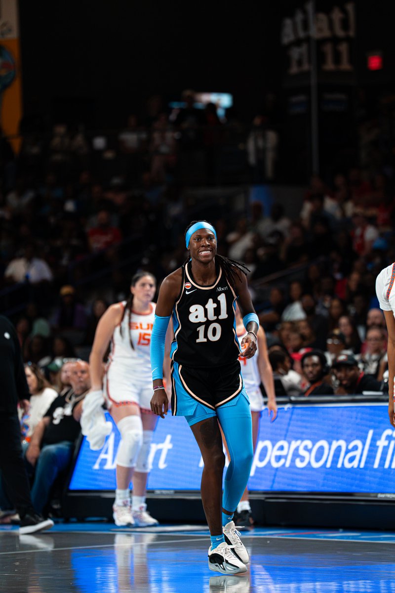 ATLDreamPR's tweet photo. MOVING UP THE DREAM RECORD BOOK.

Rhyne Howard has officially moved into third place on the Atlanta Dream’s all-time steals list, passing franchise great Tiffany Hayes.

Another milestone for Rhy. https://t.co/XZLjwH9PFq
