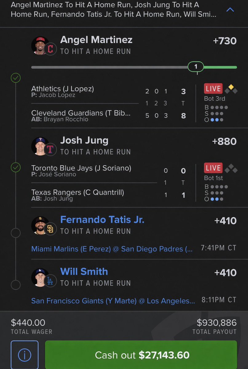 phantom_Odds's tweet photo. Damn should I cashout or let it ride ? https://t.co/QxMrQys0BH