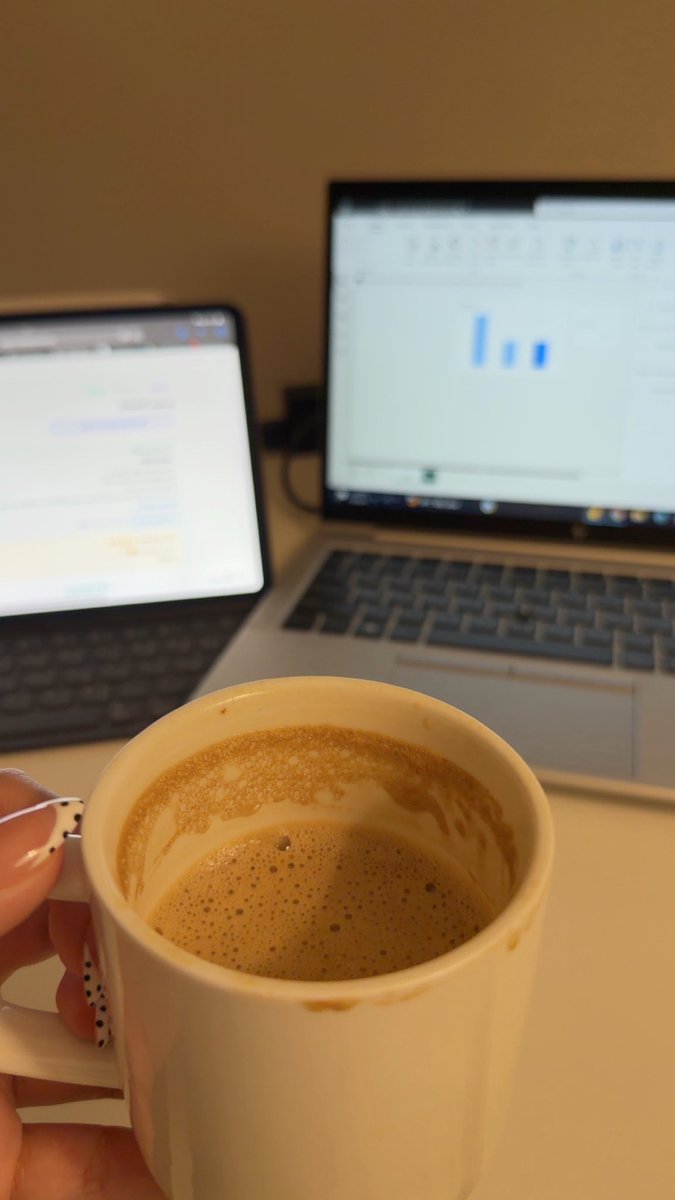 Gharamyz's tweet photo. خطوة جديدة 🚀📊

بدأت رحلتي في تعلّم Power BI مع هاش بلس، رغم إنه مجالي مختبر ولكن متحمسة جدًا أتعلم وأكتشف مجال تحليل البيانات وأضيف مهارة مختلفة لرحلتي المهنية 

البداية من الأساسيات والباقي إن شاء الله إنجازات أكبر 🤍🔥

متحمسة أشاركم رحلتي وتطورّي مع الوقت!
✨💪🏻 https://t.co/FI3dMr4OTI