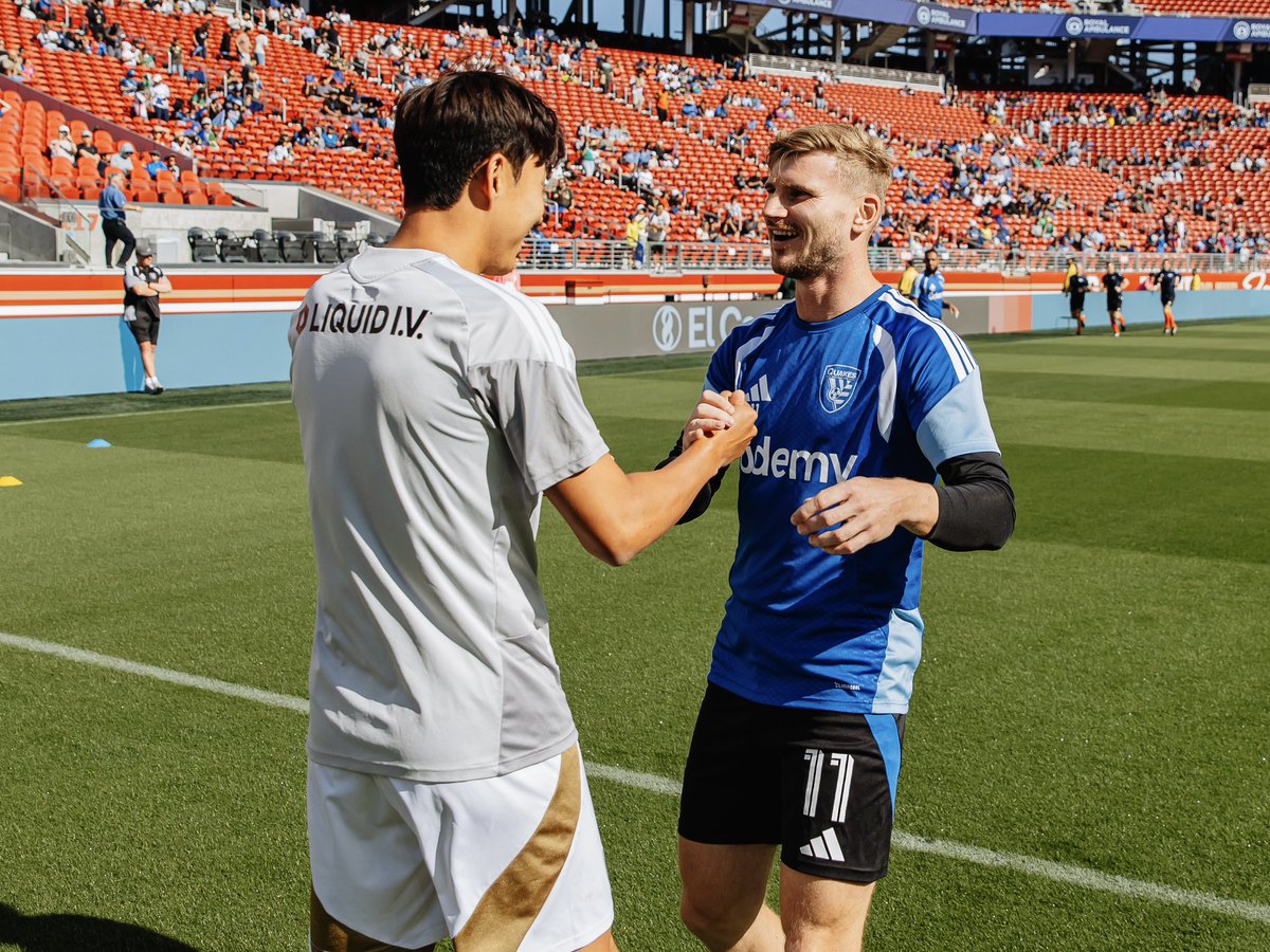 LAFC's tweet photo. Old friends 🤝 https://t.co/CNLLK1Xquj