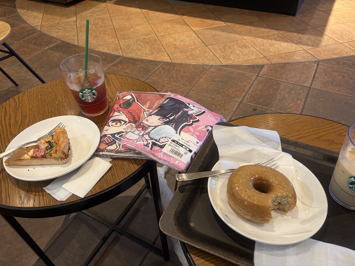 starBtoJiro's tweet photo. おはようございます！
待ちに待ったこの日が来ましたっ🎋✨
雨足が心配ですが皆さん楽しみましょう🩷
#超かぐや姫 #超かぐや姫好きさんと繋がりたい #イオンモール板橋 #舞台挨拶 https://t.co/raABRV1pDx