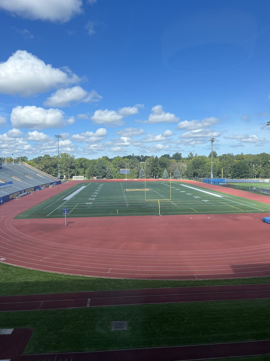 JackBrendel27's tweet photo. Thank you Coach Flockerzi, Coach Manning, and Coach Kaigler for having me and my dad on a great visit to URochester. I am grateful for the opportunity to potentially be a part of your program. We really enjoyed seeing the campus, meeting the team, and learning more about your program.
@NYSpartans