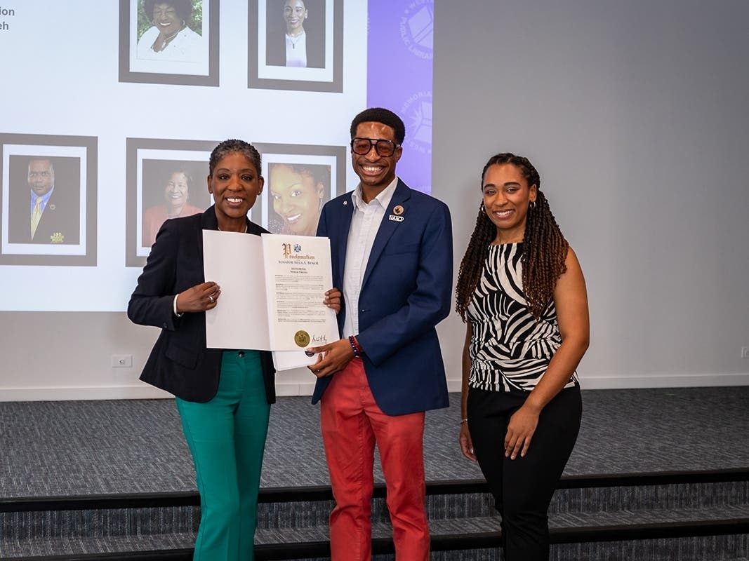 NycSmall60705's tweet photo. Homegrown Heroes' Reception In Westbury Celebrates L.I. Leaders, Legacy and The Power of Presentation curated by Shirley Darkeh!  Click on link to  learn more: https://t.co/BxwG8iiqCx https://t.co/z0DKbgc6ie