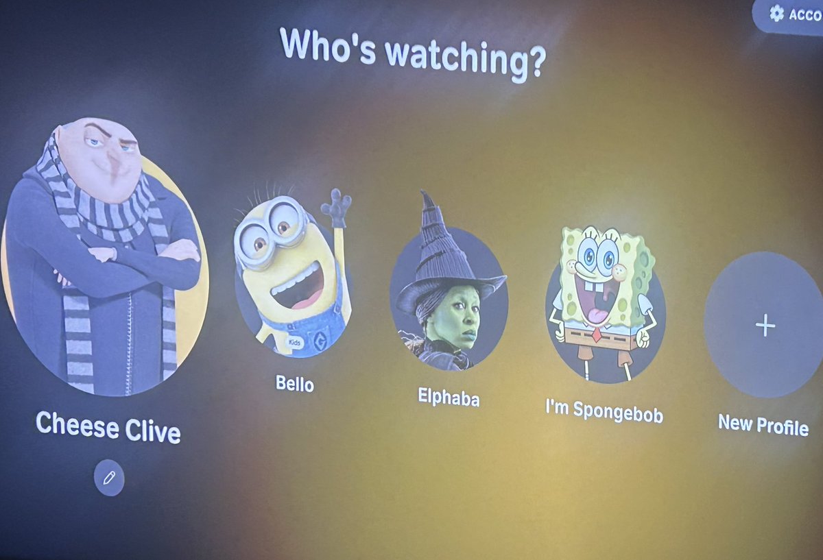 roseecruise's tweet photo. who’s watching? https://t.co/FLYd2Zdy7F