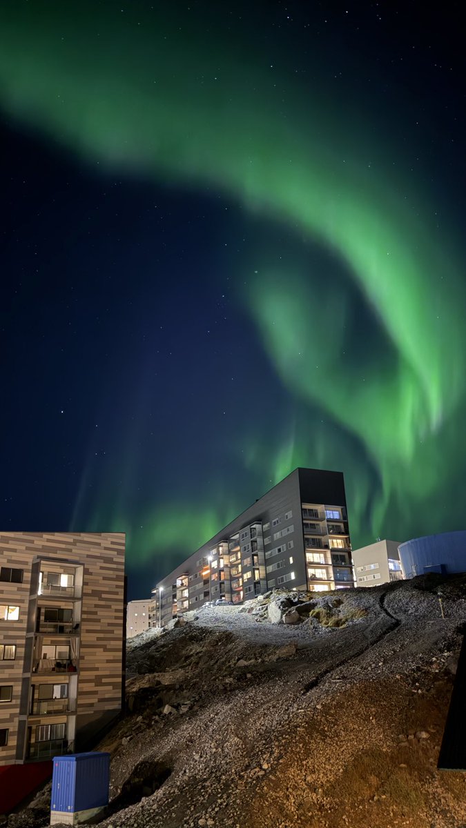 OJoelsen's tweet photo. Good night from Nuuk, Greenland 🇬🇱 

Sept. 19, 2026 (10:40pm)
Temp: +3°C. https://t.co/4O3txYwyo6