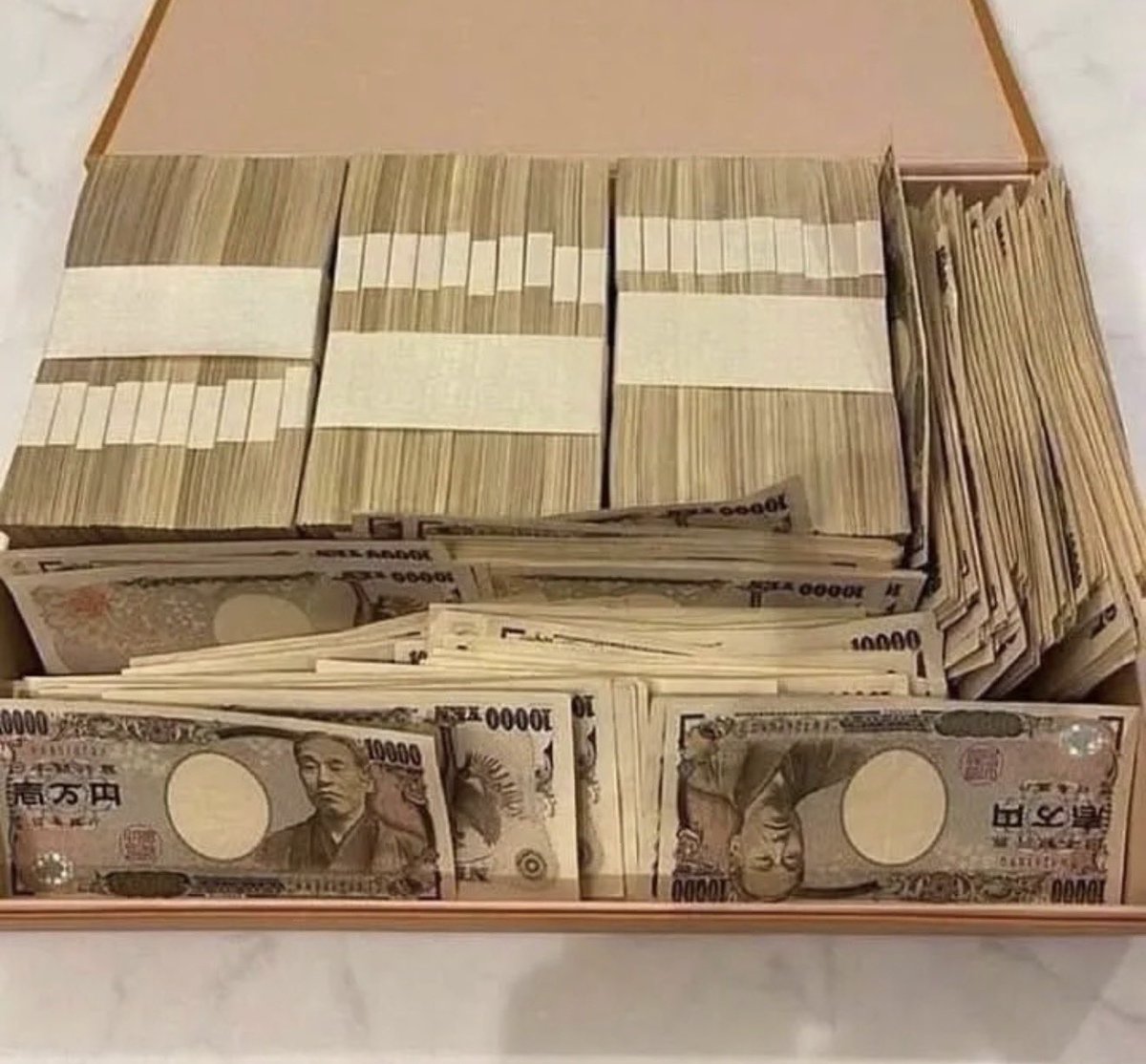 AleisePecoy's tweet photo. お金を受け取るために、メッセージを送ってください。 https://t.co/nUGm8KAoTy