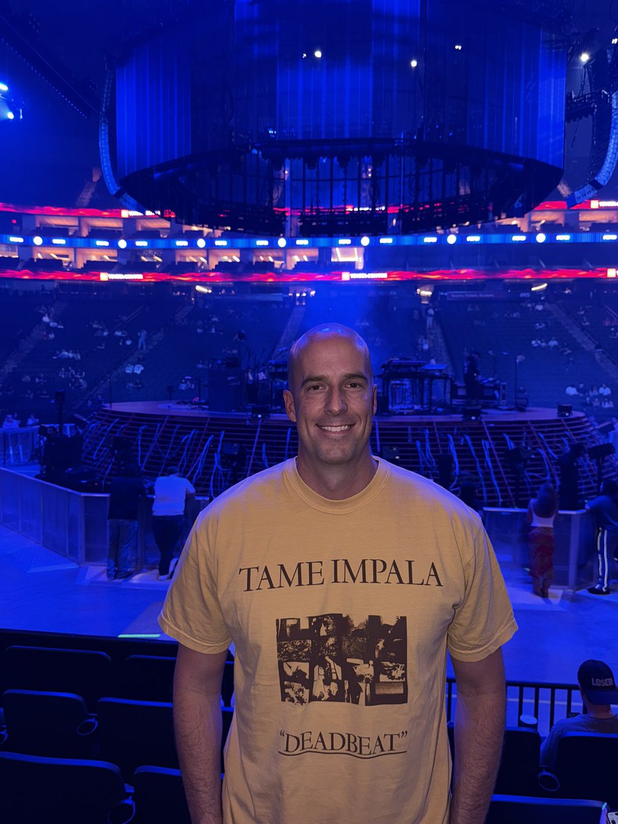 Fairfield_Ag's tweet photo. Tame Impala is the only one who can get me over the ridiculous Aggie loss today. https://t.co/wUGTYTHpal
