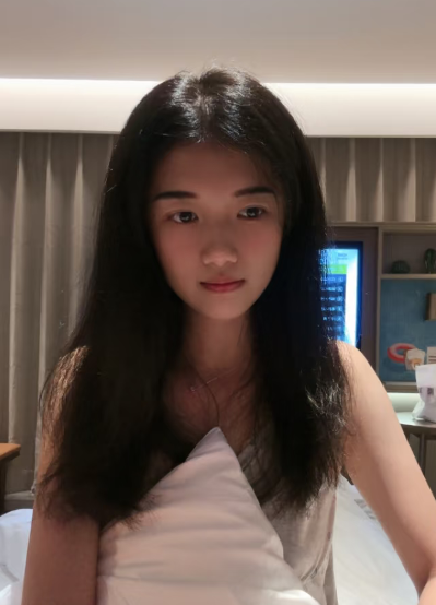 Waqar01203003's tweet photo. 睡觉就像是给身体充电，但我从来没满电过。 #南京  #女大  #反差 https://t.co/1N89qSfG5N