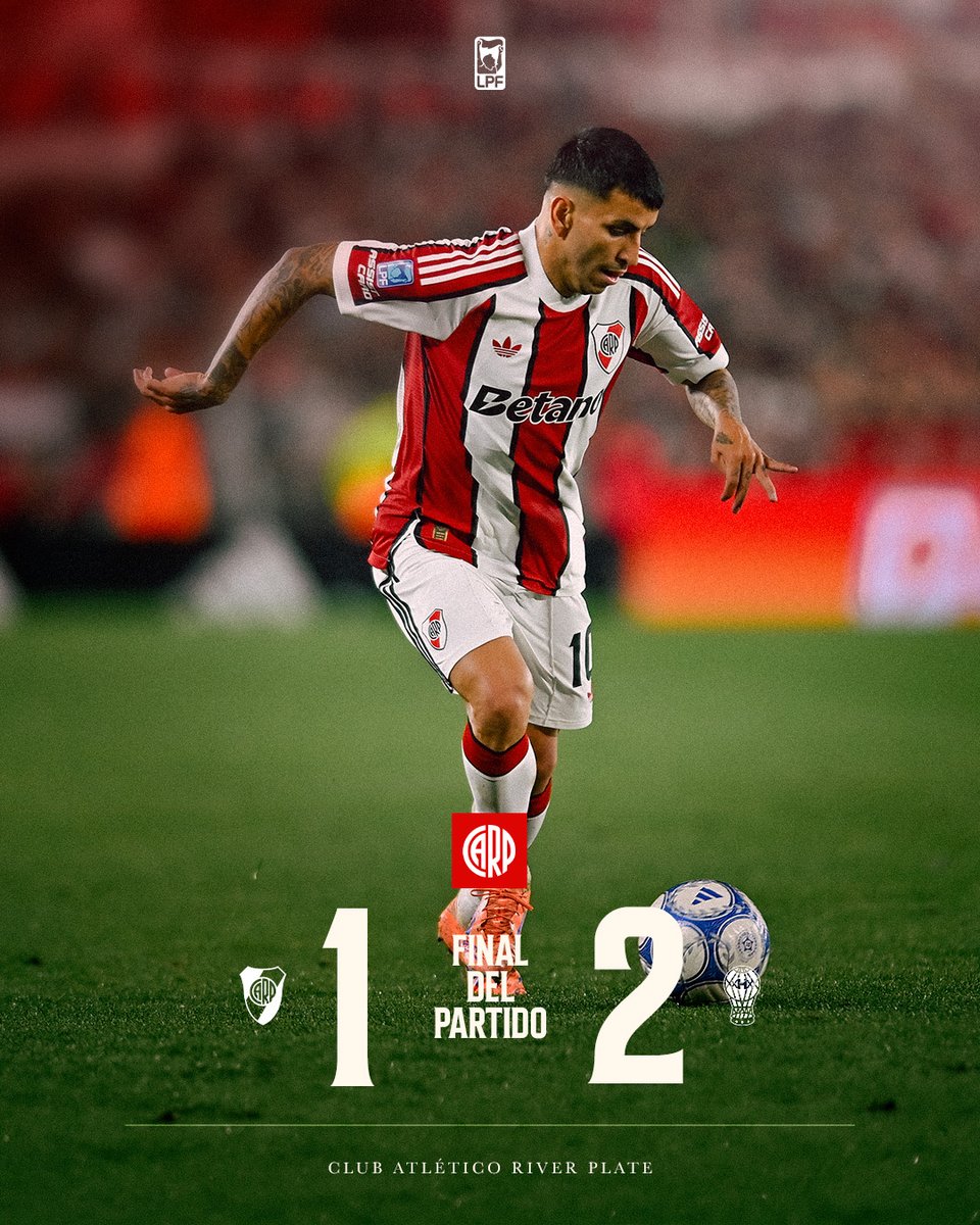 RiverPlate's tweet photo. Final del partido. River 1 - Huracán 2.

#VamosRiver ⚪️🔴⚪️ https://t.co/TPKbMxk6Fg