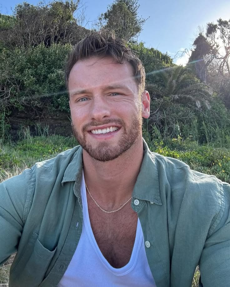 Marcus_John6's tweet photo. I've messaged a few people directly. Kindly check your requests and accept mine so we can get to know each other better. I'm only interested in serious people ❤️😏🔥✨ https://t.co/83Y7iCCJJ8