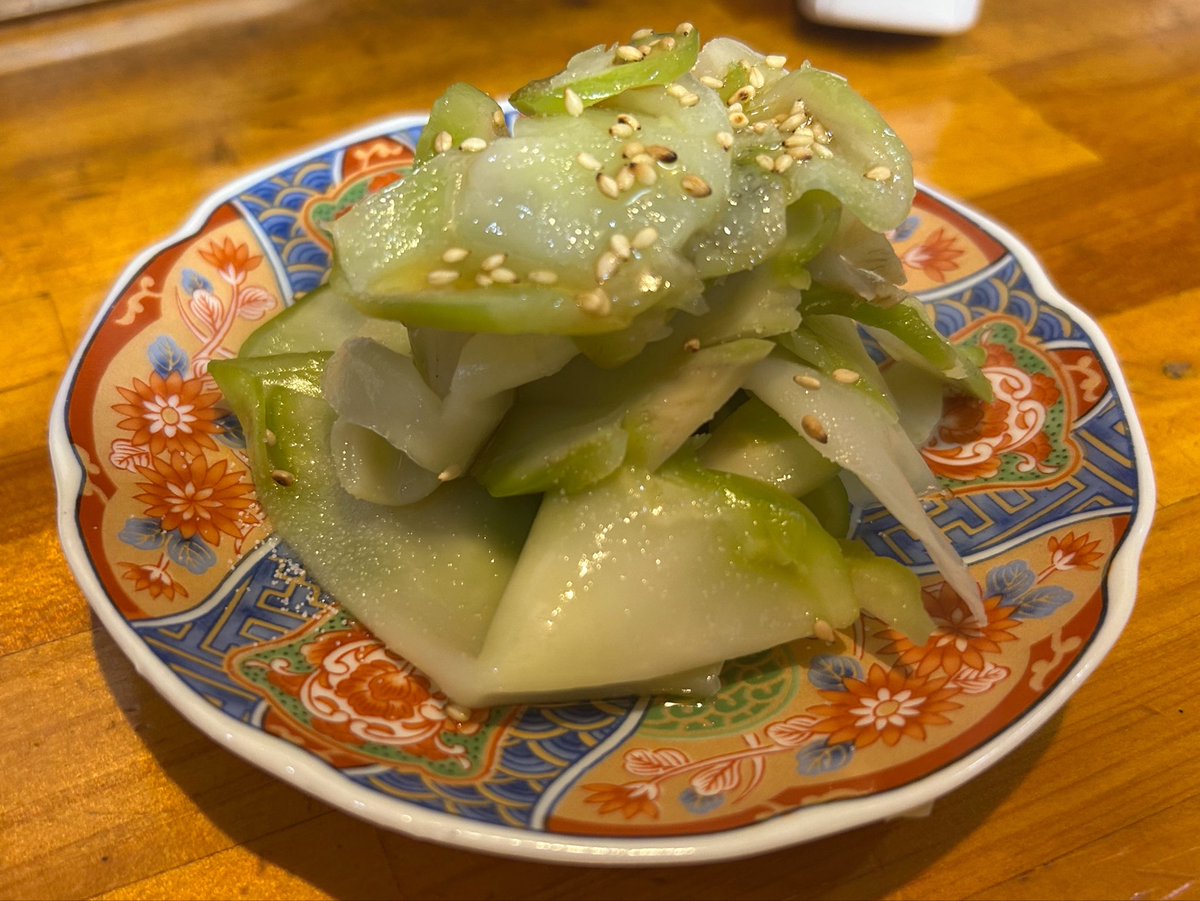 abbau17's tweet photo. ホワイトはうす @新江古田
フレッシュ搾菜
だきみ串
マゴチと鯛の鮮魚ラーメン https://t.co/8tKwB6gEQ6