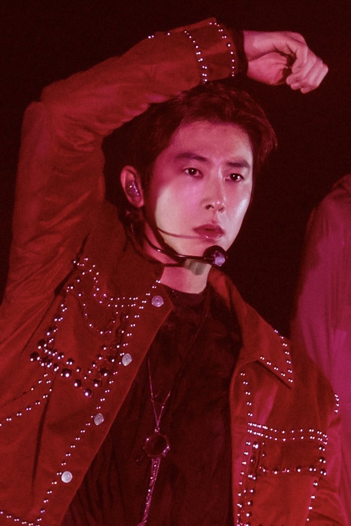 asuddenbursting's tweet photo. 아니 근데 타이베이 유노 진짜 어마어마하게 잘생긴듯 https://t.co/IYKB9lDPOB