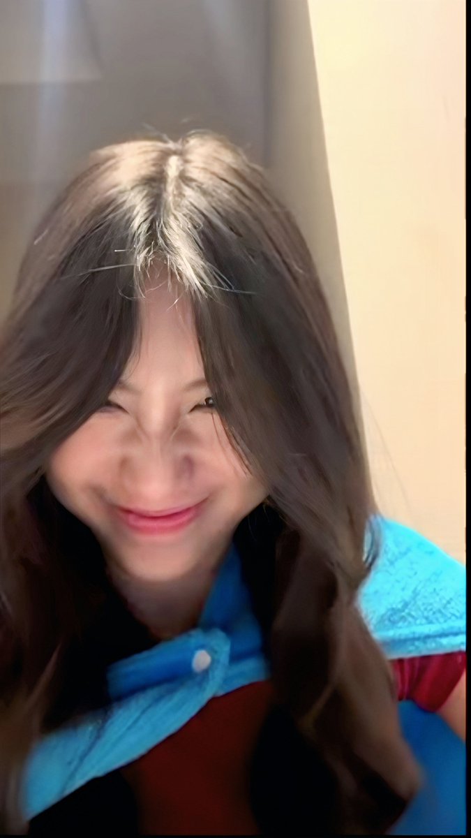 Manzdyotu's tweet photo. Ce michie 🥵 https://t.co/vLZBua2gGS