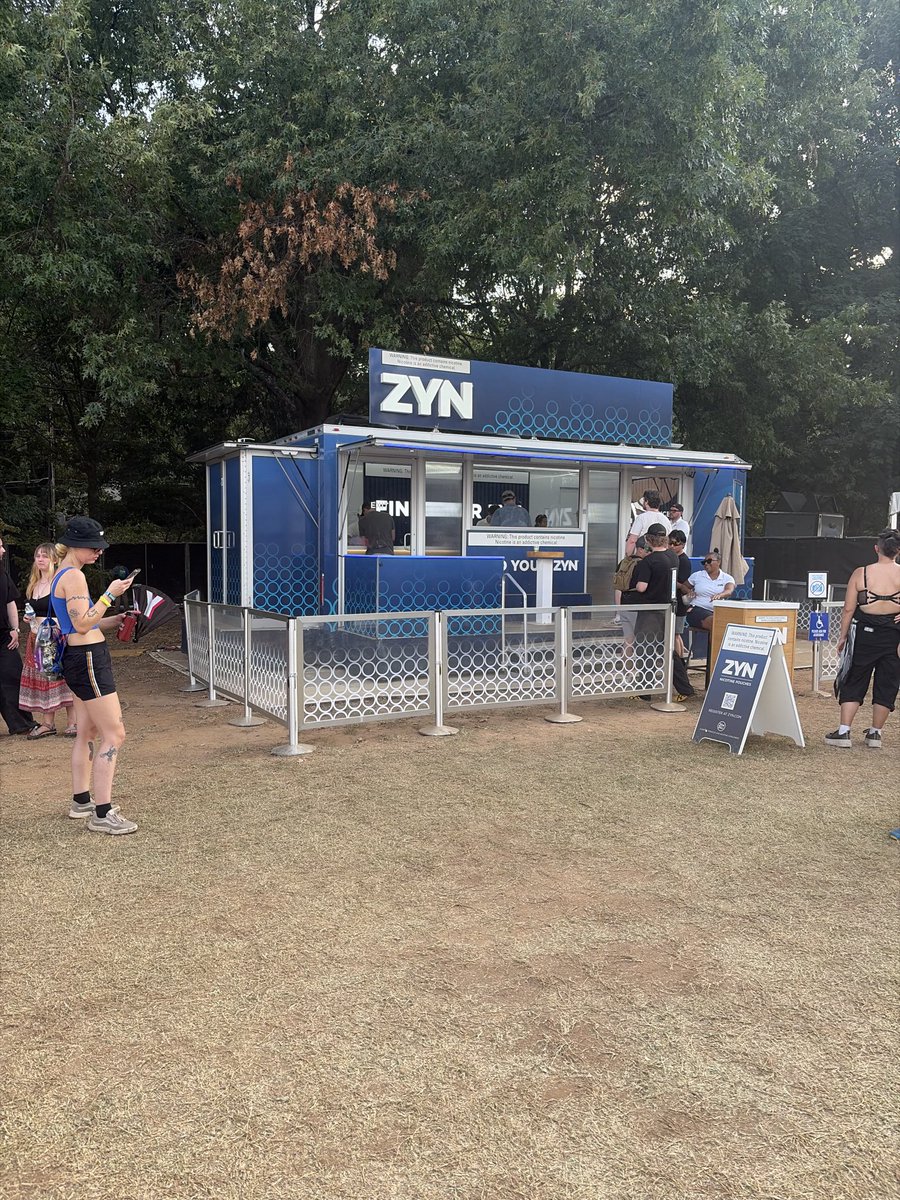 actualair_'s tweet photo. zyn booth at shaky knees. i hope pavement plays tomorrow https://t.co/CaVMfumbmK