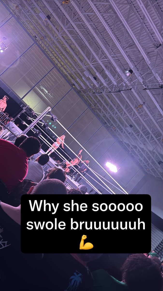 AfroSamuraiSk's tweet photo. Toooo swole for no reason #NxtFortPierce https://t.co/vXyuepUQBP