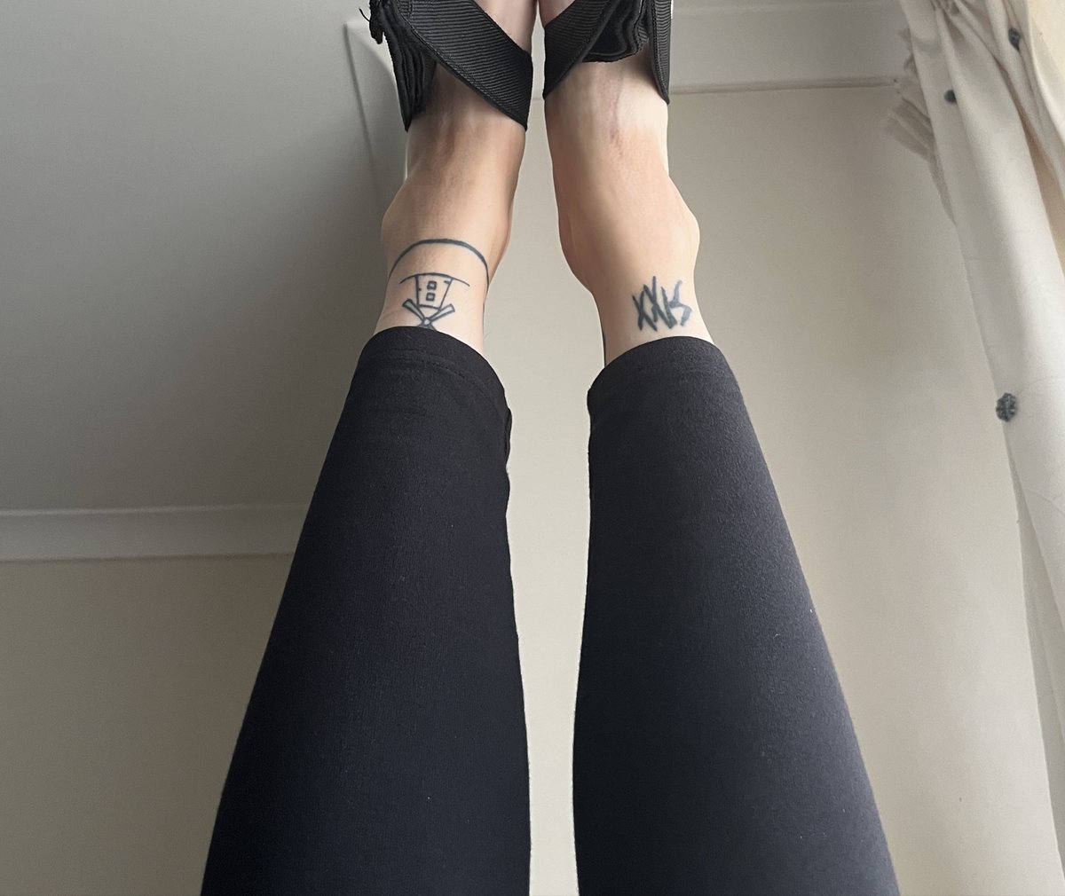 Stellar_moon26's tweet photo. Pilates time 💫 https://t.co/DvVC978m26