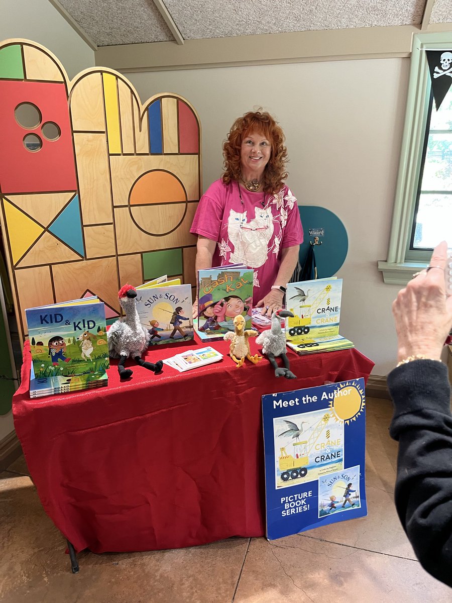 LindaJoySinglet's tweet photo. Story time!! Read my picture books CASH KAT, SUN  &amp; SON, KID &amp; KID, and CRSNE &amp; CRANE. https://t.co/p99RWBAc3v