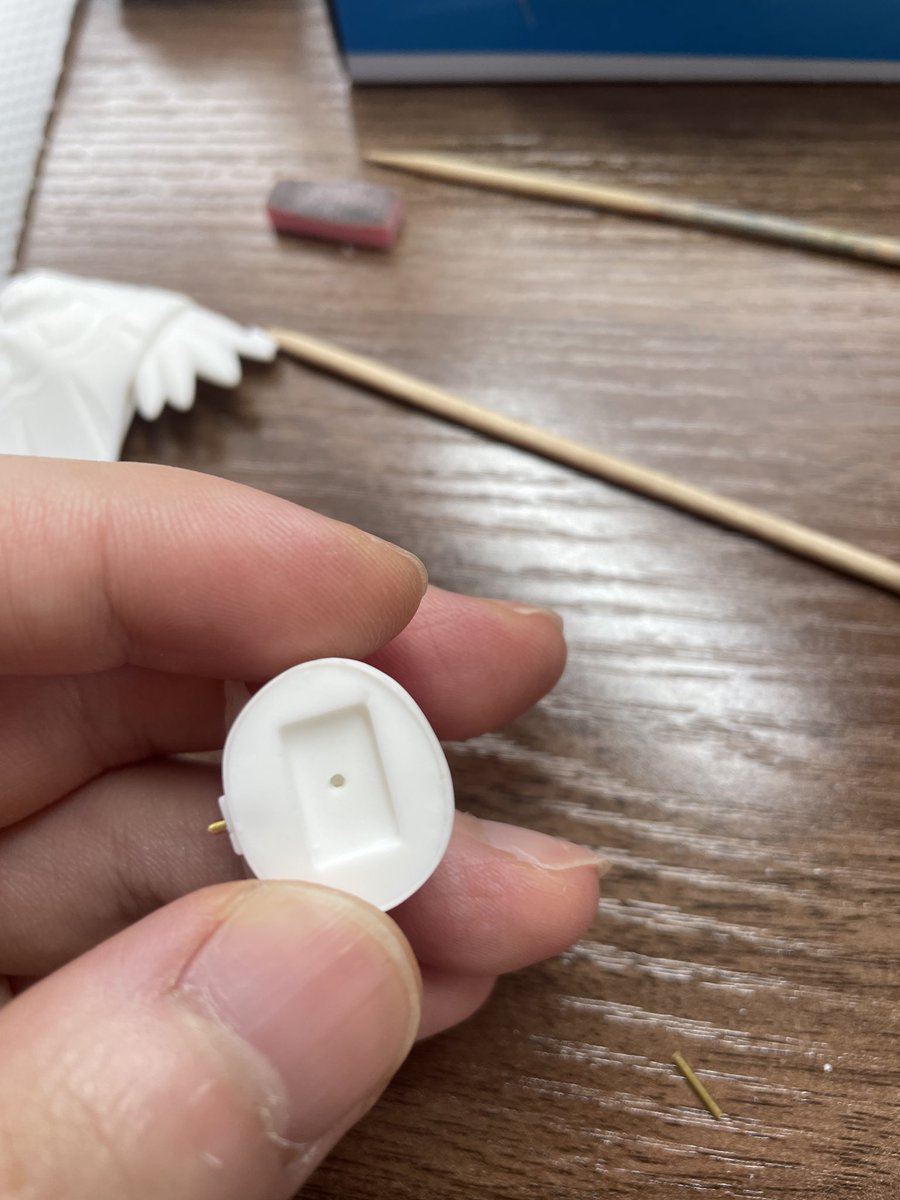 magalinegi's tweet photo. たまには制作してますよ的な
軸打ち中にガイド穴同士が貫通してしまい
嵌合が悪くなると言うね
左右に開け直そうか https://t.co/62OEP8EKgi
