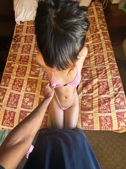 Gogocuc's tweet photo. Who’s down for FaceTime call 📞 
#teenagegirls #teenage #nolimit #somno #Ixlii 

  Telegram>>https://t.co/SH7G2Hwiy0 https://t.co/GD6tgUrOVE