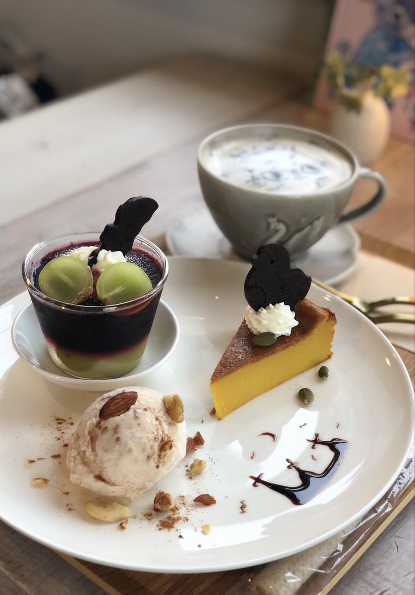 cotorido's tweet photo. カボチャのチーズケーキ
復活！ https://t.co/7IjNa72FU3