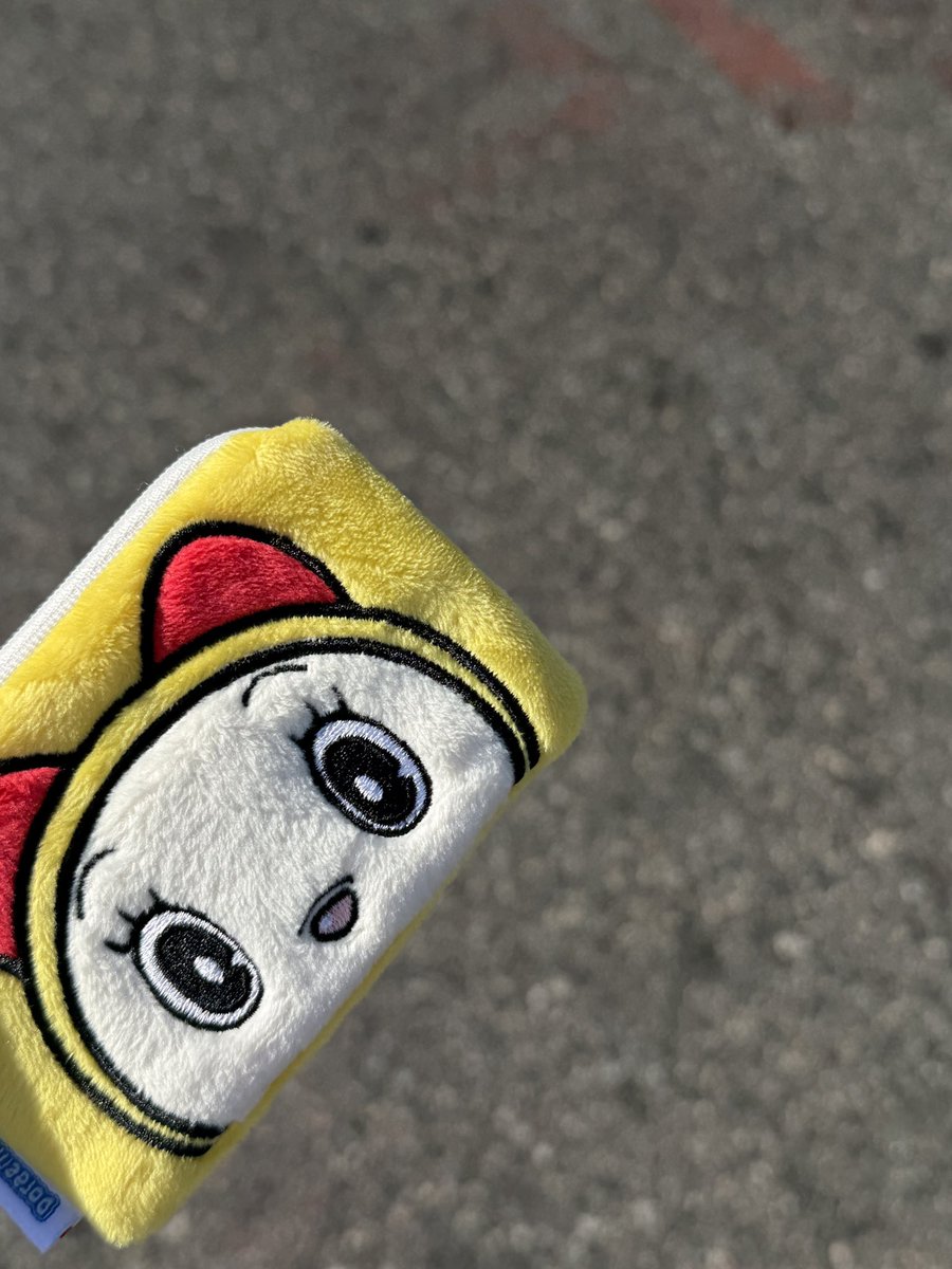 yeonnnnn__'s tweet photo. 어제 다이소에서 도라미 동전 지갑 발견햇는대 너무 귀여워서 바로 구매함 ㅎ.ㅎ https://t.co/GvDdcp8jEd