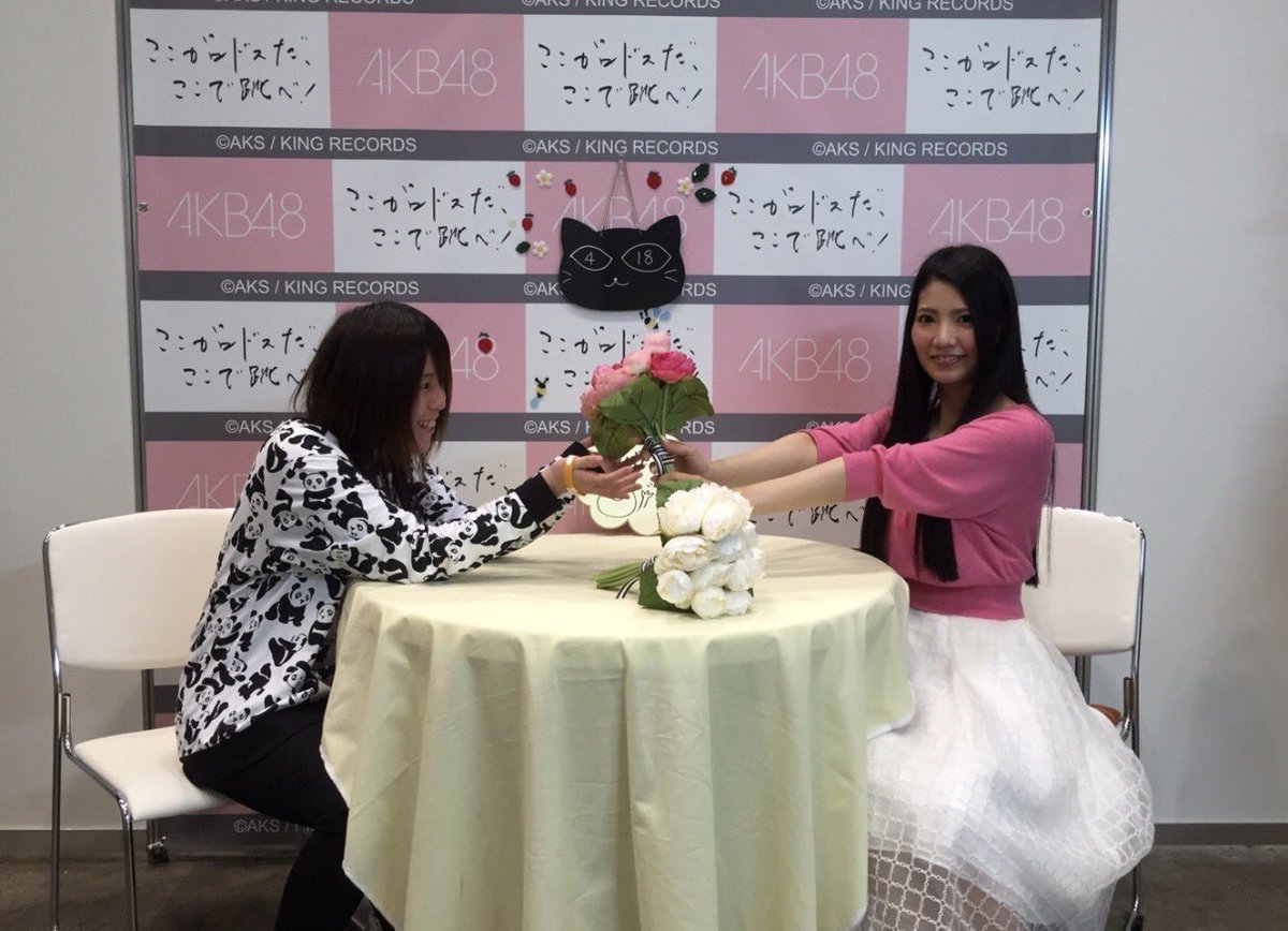 E_SDREAM's tweet photo. 予行演習しようと思って昔の写メ会の写真掘り起こしてきたけど全く参考にならなかった🤦‍♀️
1枚2000円とか優しい世界線だった☺️ https://t.co/xJOrPjr3tt