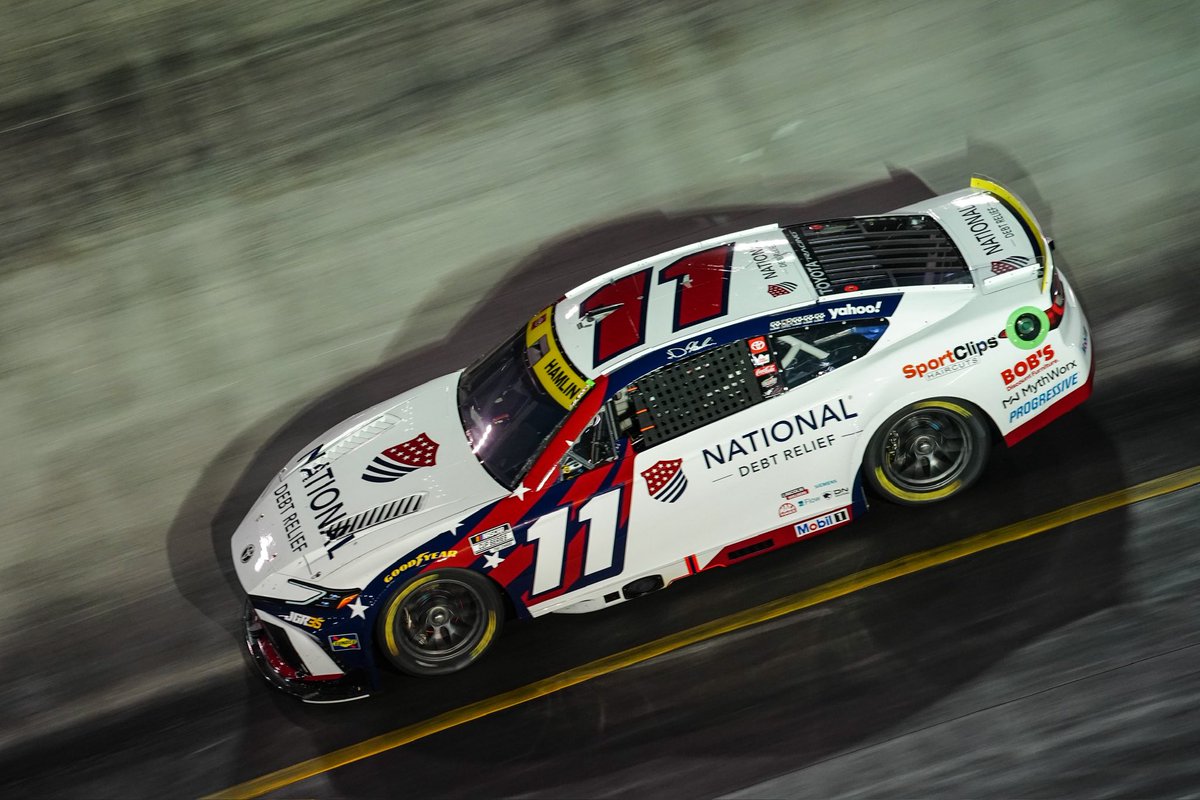 JoeGibbsRacing tweet picture