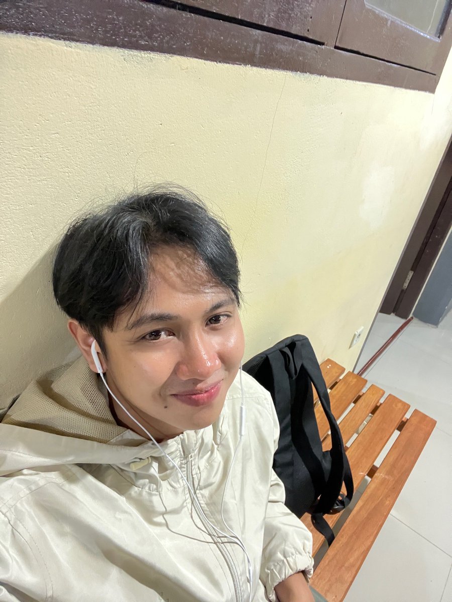 ozytxt's tweet photo. https://t.co/FrE4DDHQlM