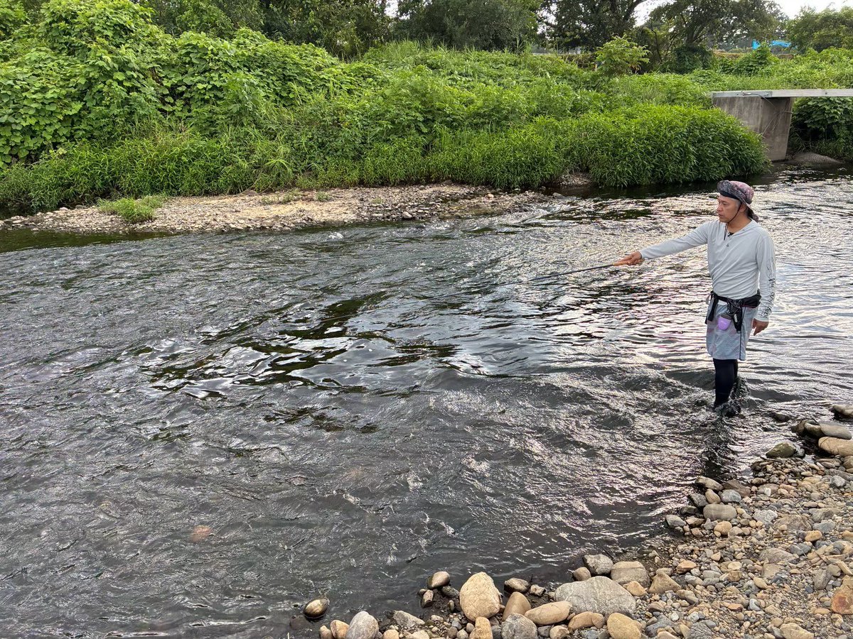 tsurimaka_tv's tweet photo. 今夜22:00~ #テレ玉 は…📺
#田村亮の釣りならまかせろ!🎣
手軽に挑戦!?👀#テンカラ釣り ならまかせろ!
ターゲットは #オイカワ 😊💓用意する道具は超シンプルなテンカラ釣りに挑戦🌈
果たして釣果は…!是非✨
#田村亮 #釣りまか #ハヤブサ #XBRAID #Haier #明邦化学 #エイテック #理依奈 https://t.co/fcgJFMmJyi